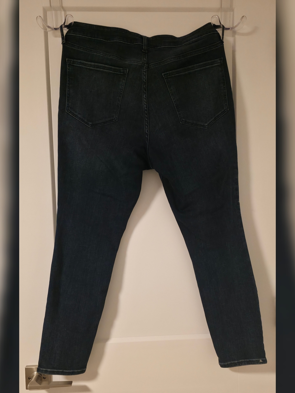 Old Navy Women's Dark Blue Stretch Rockstar Supper Skinny Jeans - Picture 4 of 7